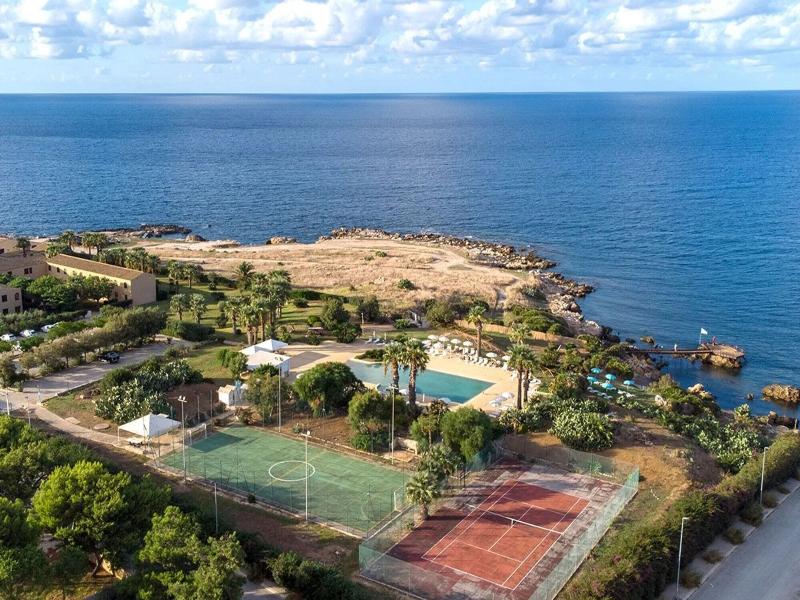 Phi Hotel La Tonnara Di Bonagia image