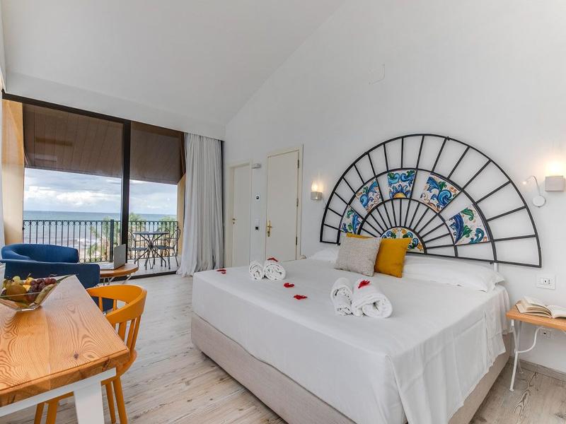 Phi Hotel La Tonnara Di Bonagia image