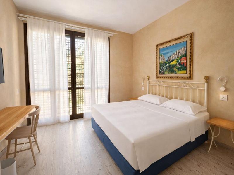 Phi Hotel La Tonnara Di Bonagia image