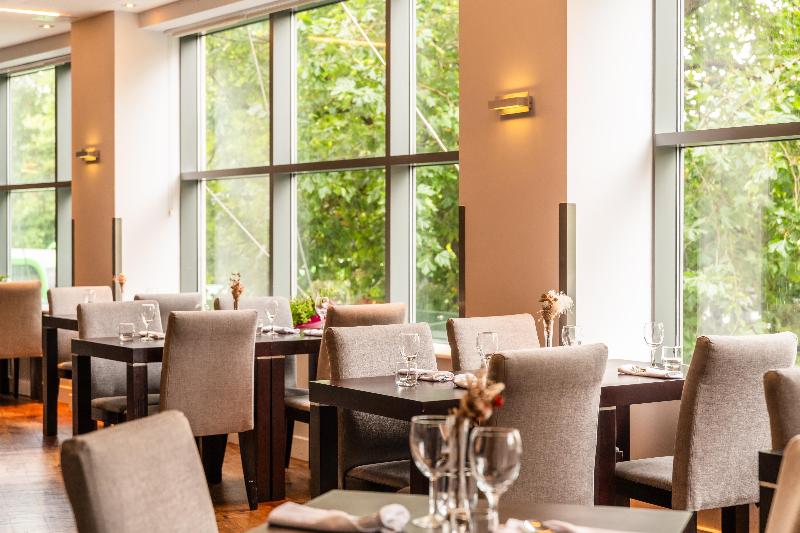 Majestic Hotels Bristol image
