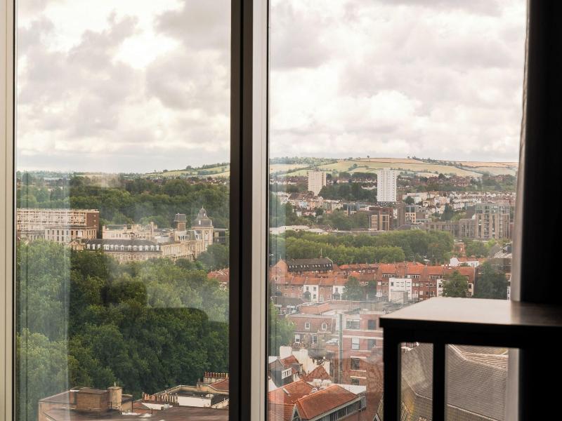 Majestic Hotels Bristol image