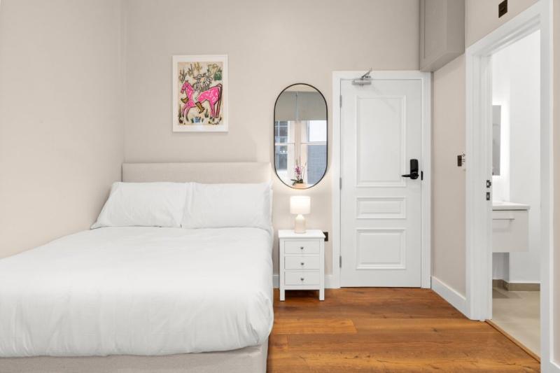 Grove Heights Shoreditch image