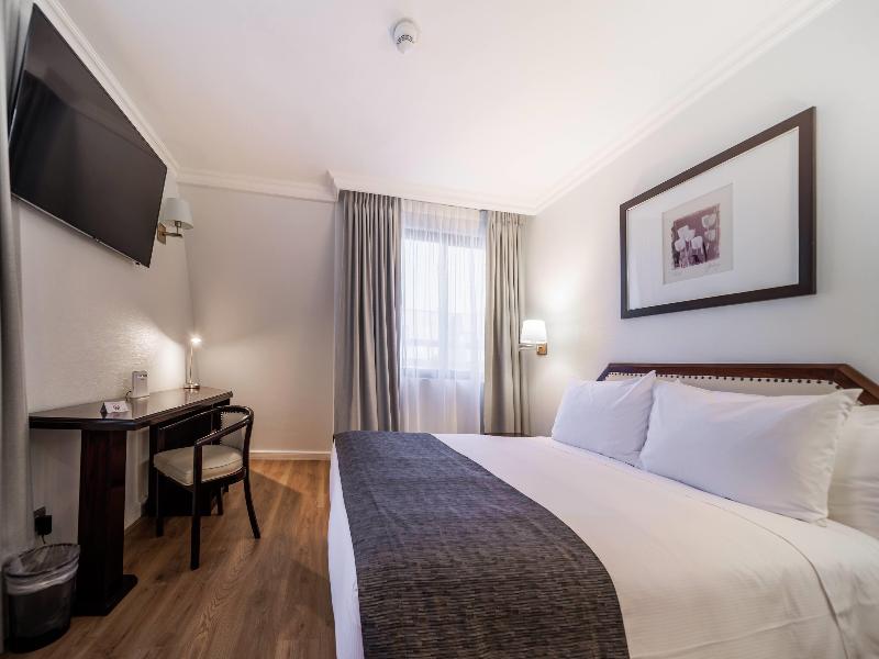 Wyndham Garden Santiago Kennedy image