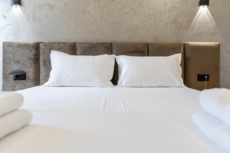 Relax Inn Hotel Durres image