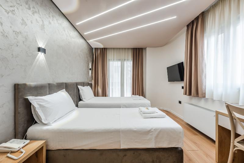 Relax Inn Hotel Durres image