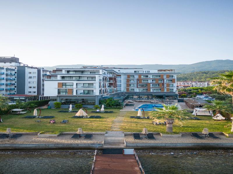 Maia Beach Hotel image