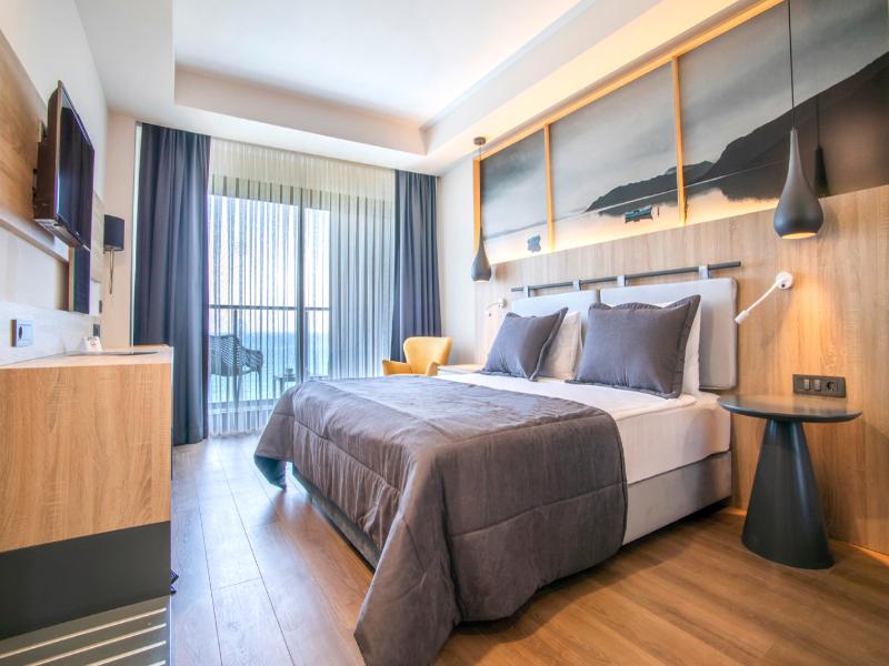 Maia Beach Hotel image
