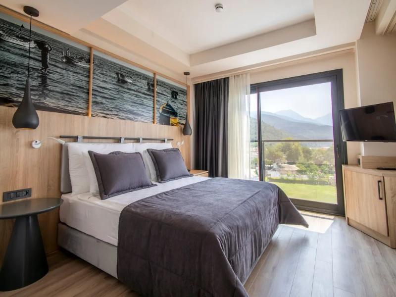 Maia Beach Hotel image