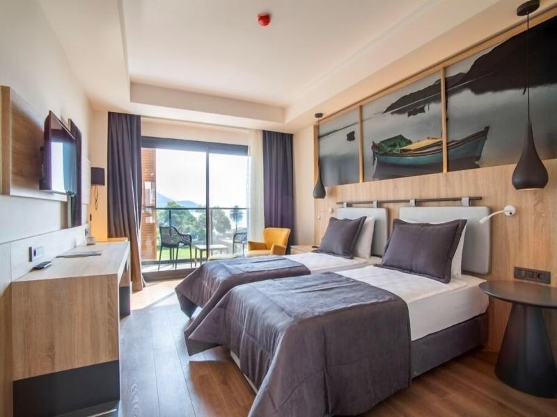 Maia Beach Hotel image
