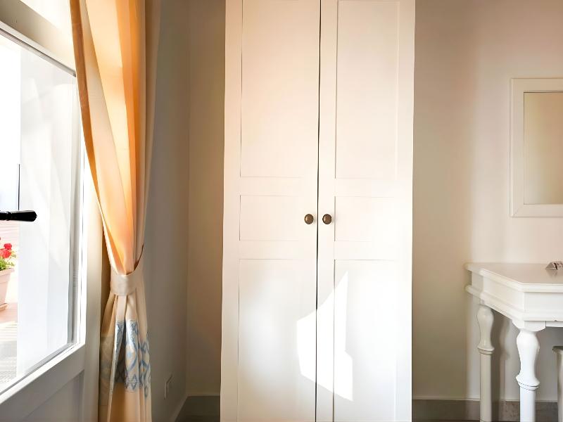 Phi Hotel Sighientu image