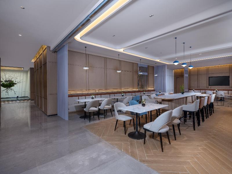 Holiday Inn Express Luoyang Nanchang Road by IHG image