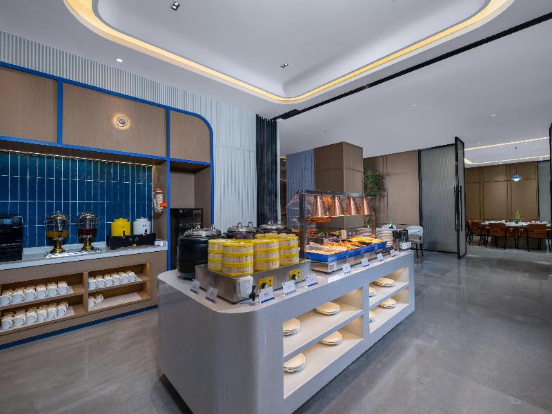 Holiday Inn Express Luoyang Nanchang Road by IHG image