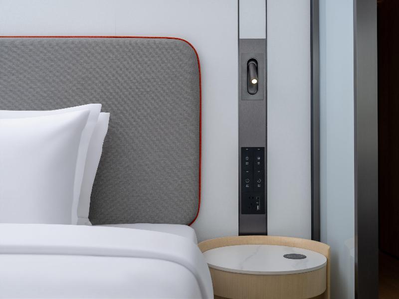Holiday Inn Express Luoyang Nanchang Road by IHG image