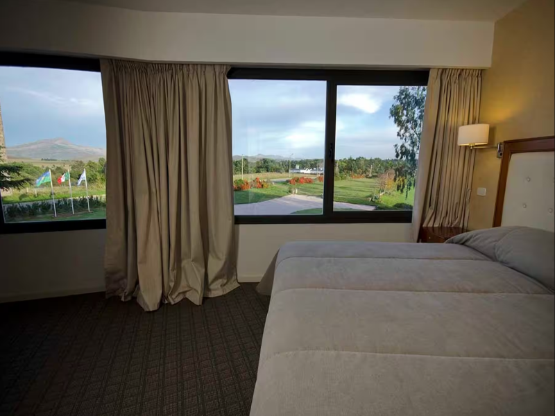 Days Inn By Wyndham Sierra De La Ventana image
