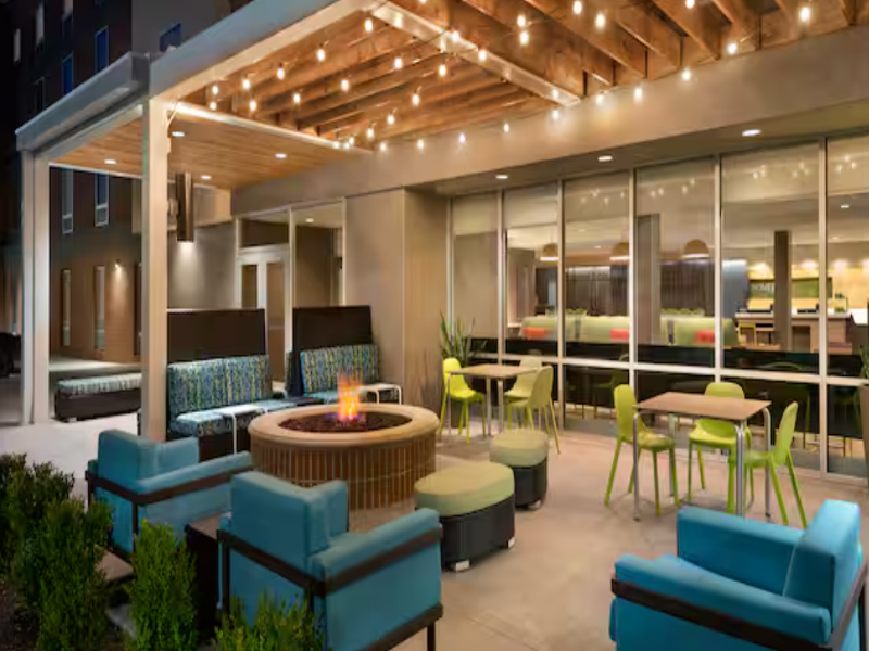 Home2 Suites by Hilton Waycross — restaurant