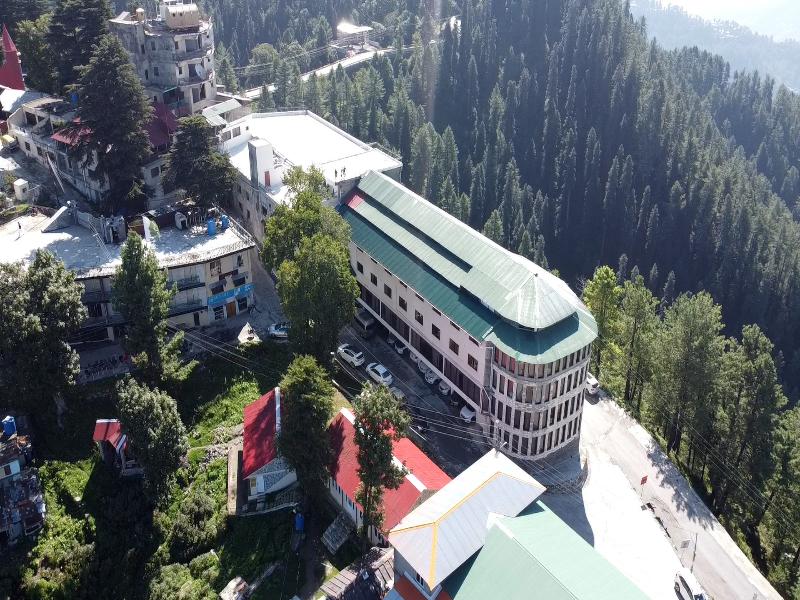 Shangrila Hotels And Resorts Changla Gali image