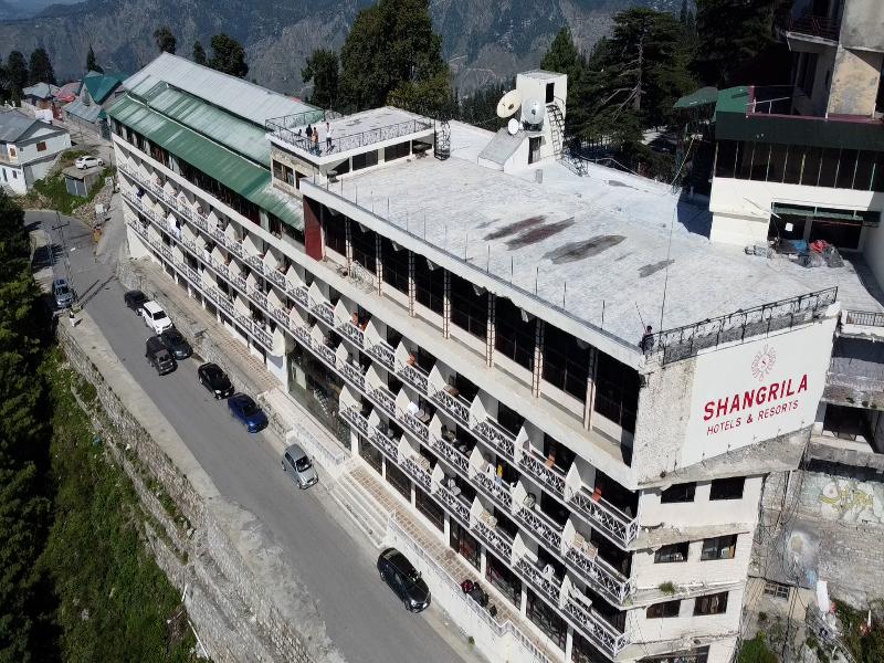 Shangrila Hotels And Resorts Changla Gali image