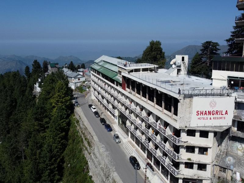 Shangrila Hotels And Resorts Changla Gali image