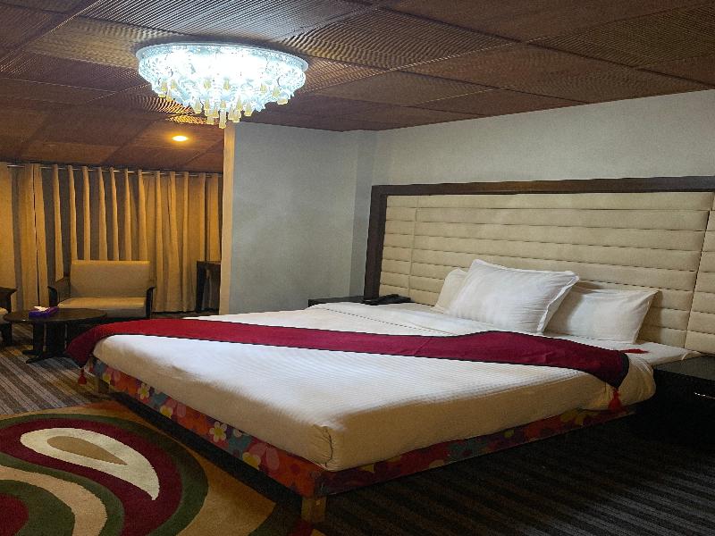 Shangrila Hotels And Resorts Changla Gali image