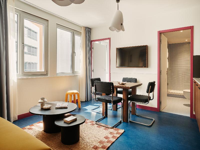Edgar Suites Montrouge image