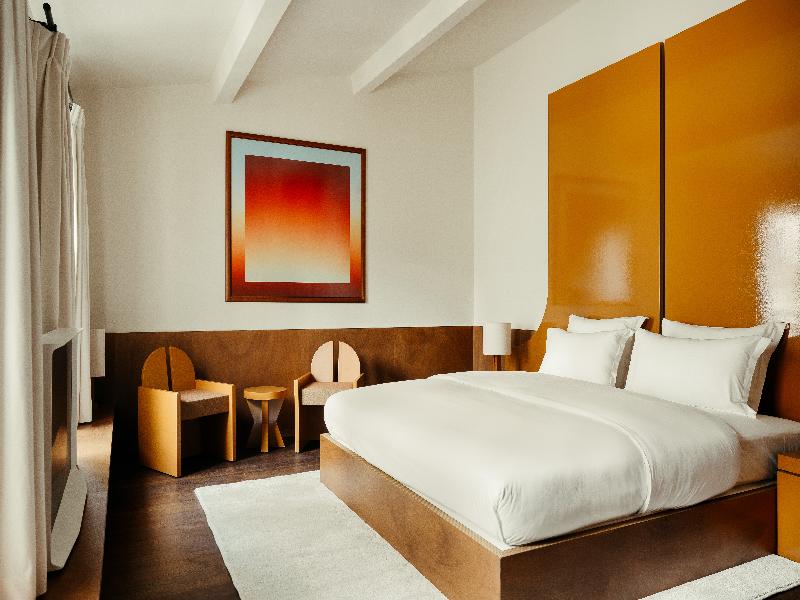 Edgar Suites Bouchardon image