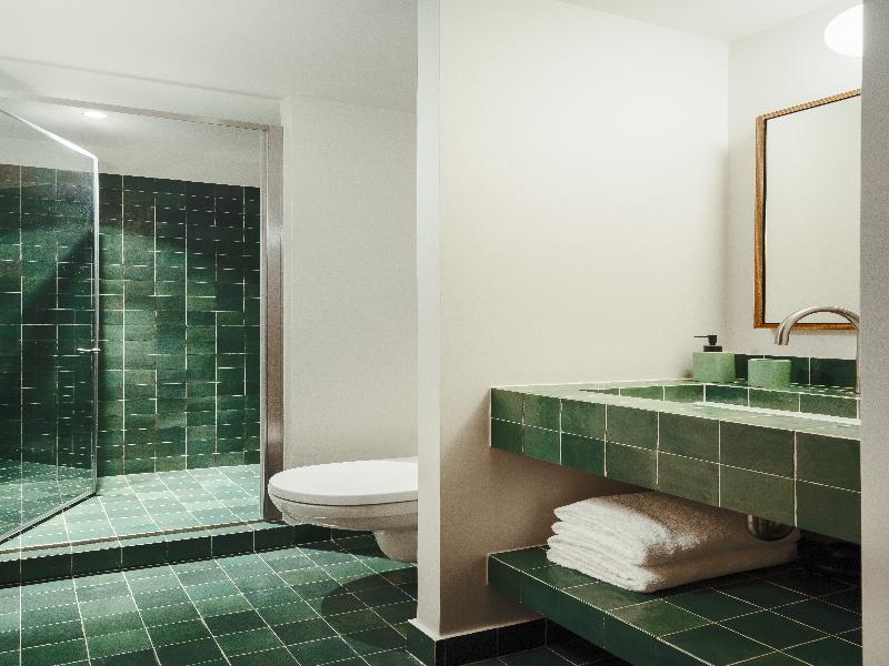 Edgar Suites Bouchardon image
