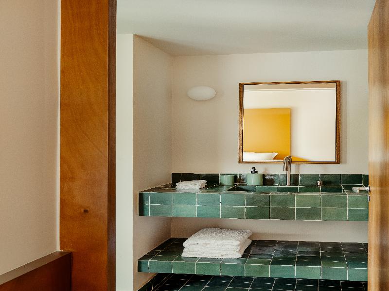 Edgar Suites Bouchardon image