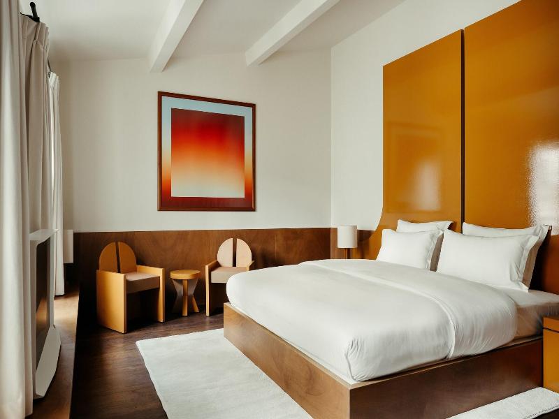 Edgar Suites Bouchardon image