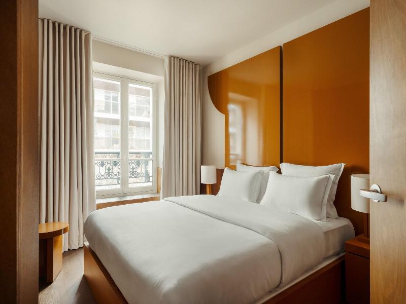 Edgar Suites Bouchardon image