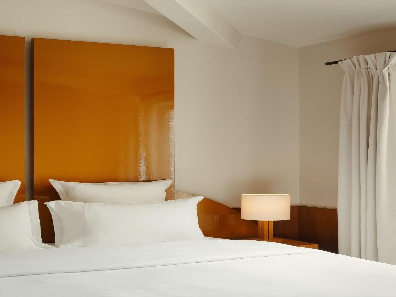 Edgar Suites Bouchardon image
