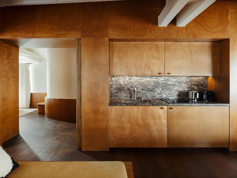 Edgar Suites Bouchardon image