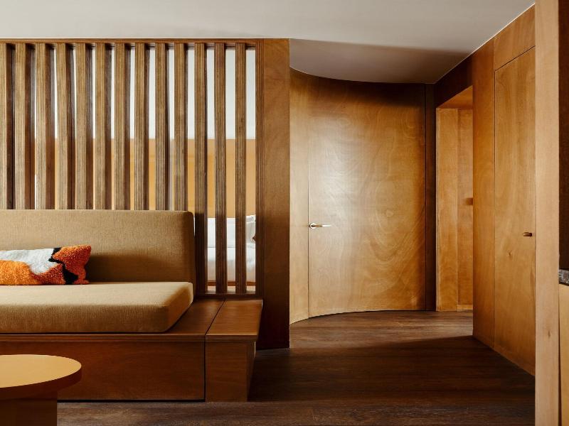Edgar Suites Bouchardon image