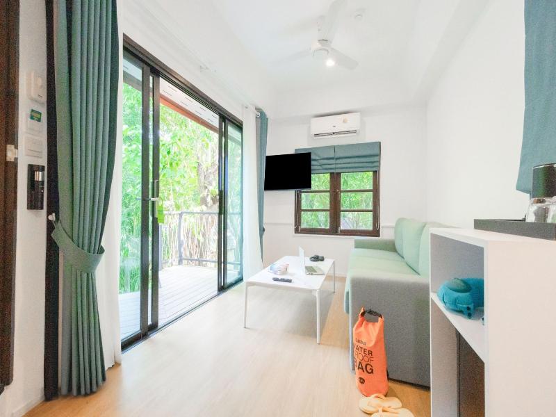 Lub D Koh Tao Tanote Bay image