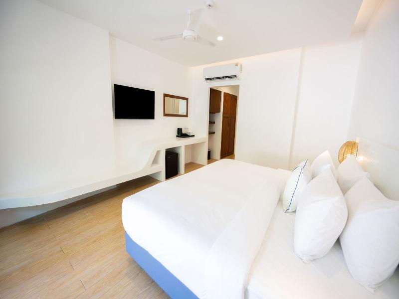 Lub D Koh Tao Tanote Bay image
