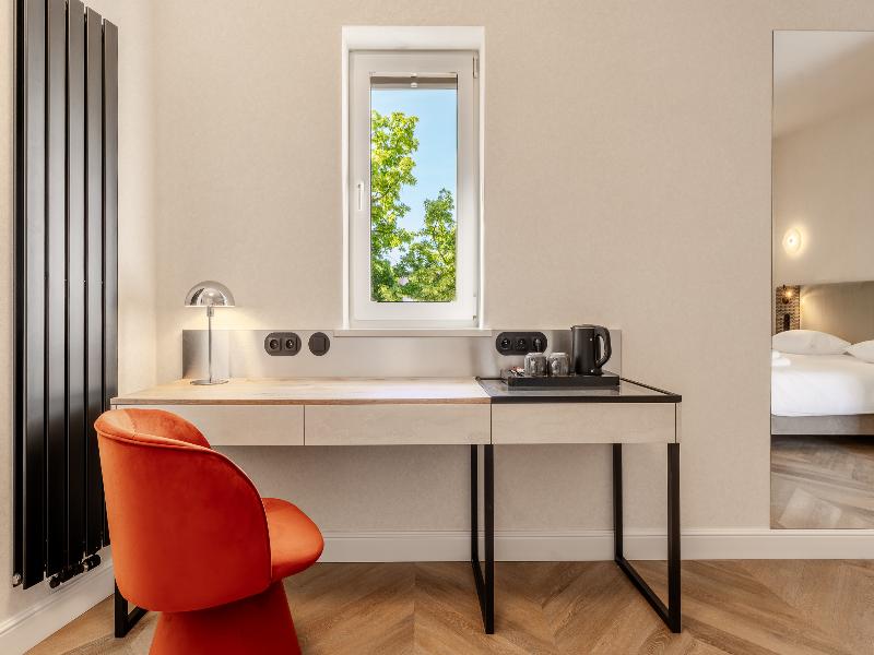 Art Queen Aparthotel image
