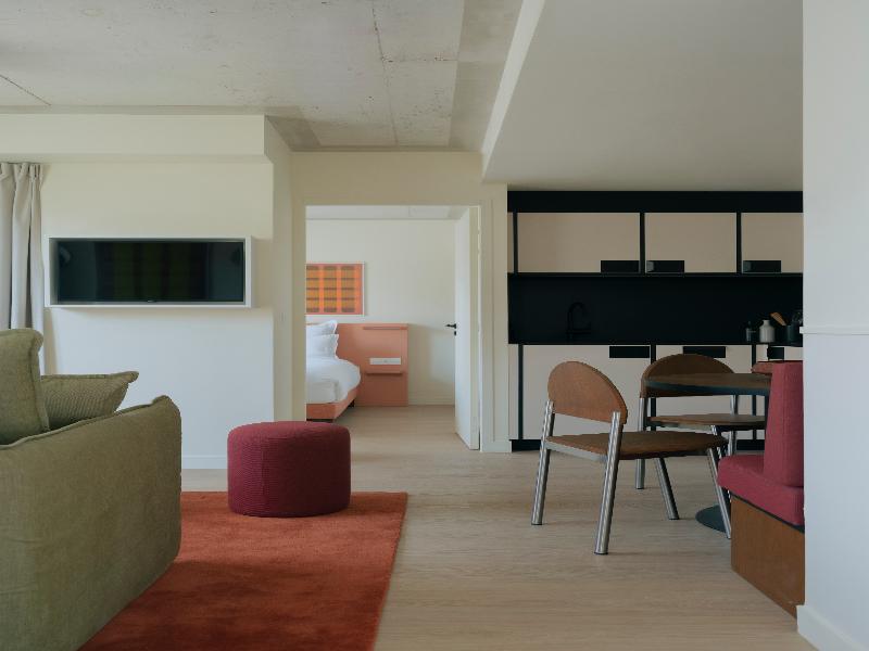 Edgar Suites Eglise image
