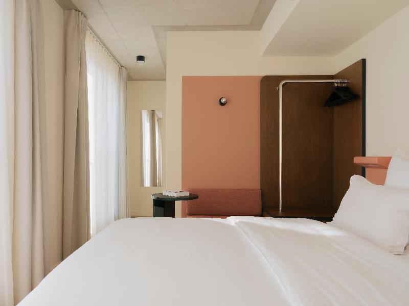 Edgar Suites Eglise image