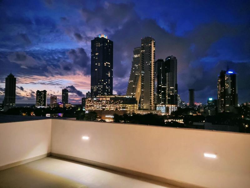 Park Street Suites - Colombo image