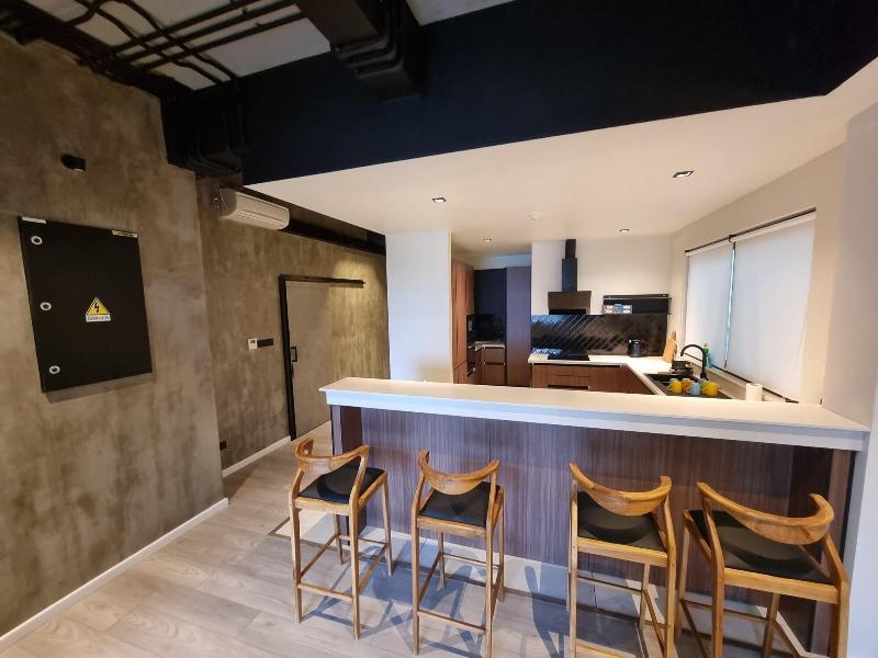 Park Street Suites - Colombo image