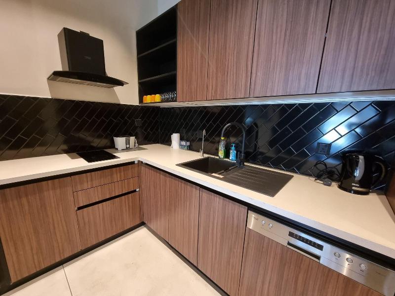 Park Street Suites - Colombo image