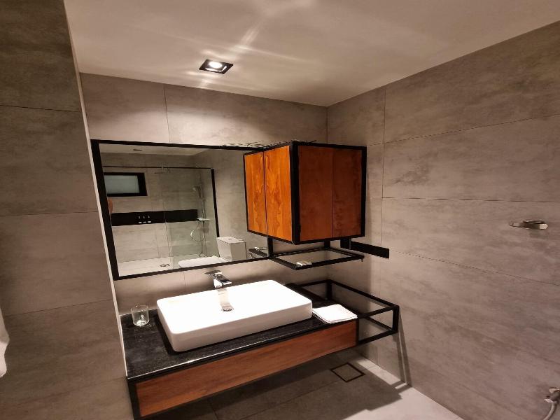 Park Street Suites - Colombo image