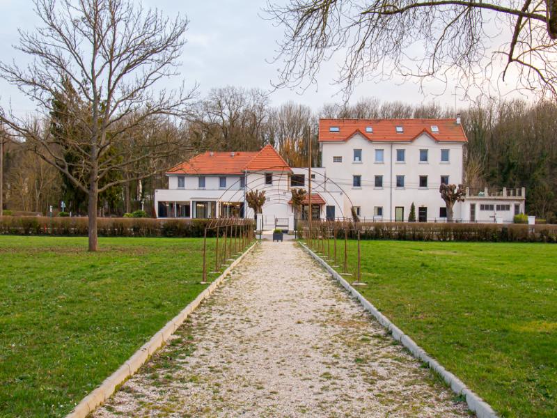 Domaine De La Coudraie image