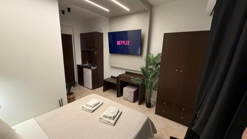 Mg Luxury Living image