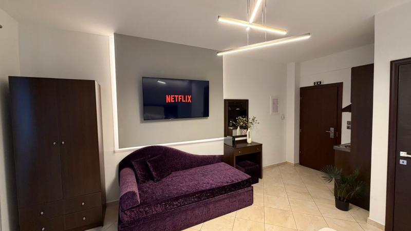 Mg Luxury Living image