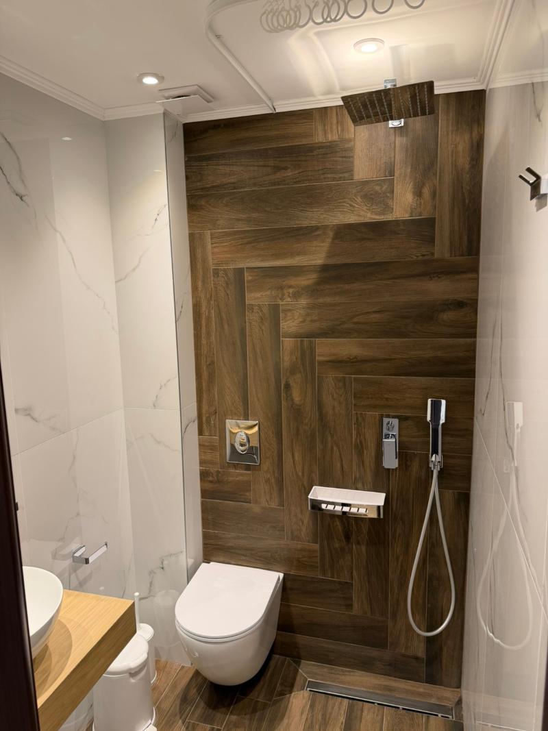 Mg Luxury Living image
