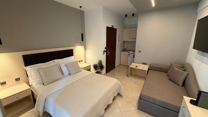 Mg Luxury Living image