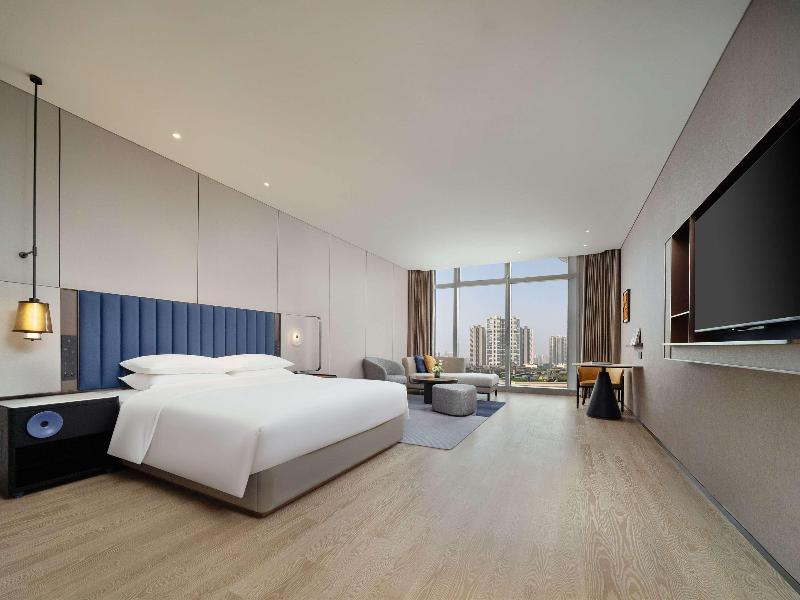 Novotel Chengdu Lige image