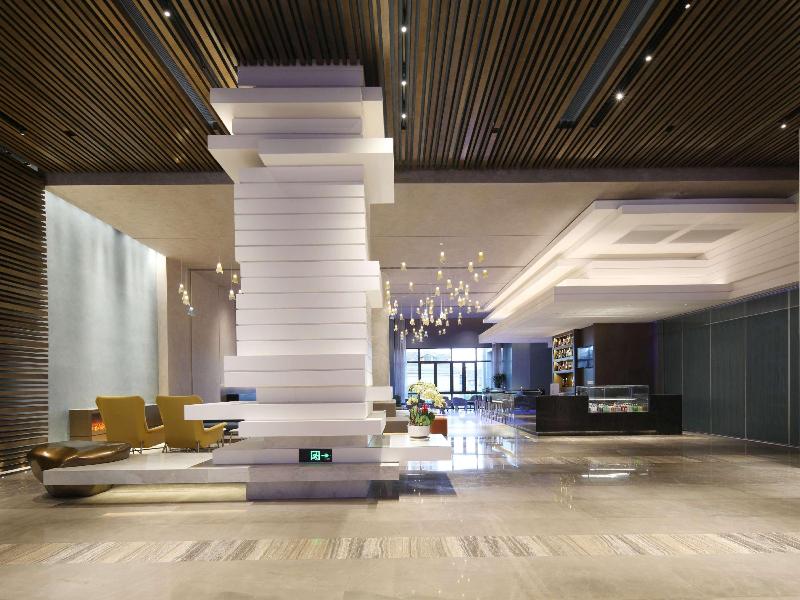 Novotel Shanghai Chuansha image