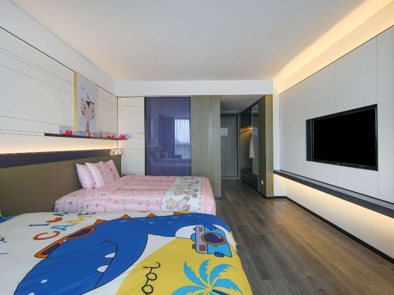 Novotel Shanghai Chuansha image