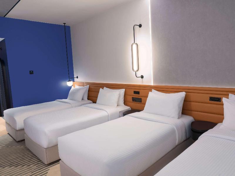 Novotel Madinah image